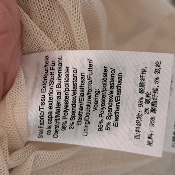 DKNY (Donna Karen) beautiful pale gold shimmery sequens top not heavy XS EUC - Picture 7 of 7